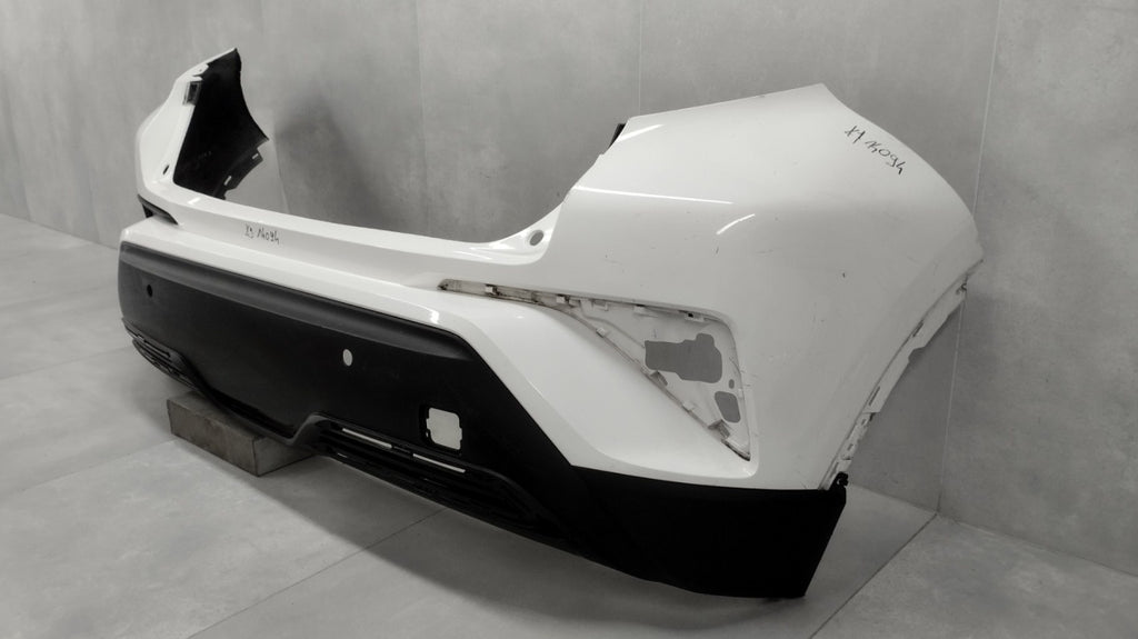 Zadnji branik Toyota C-HR CHR Lift 19-23