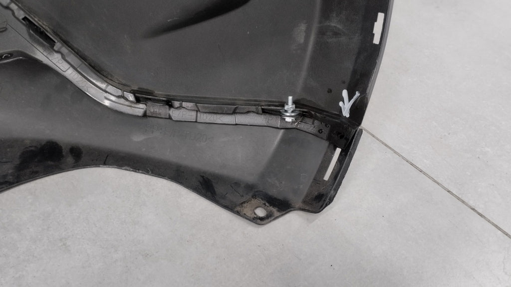 Zadnji branik Toyota Yaris Cross 21-