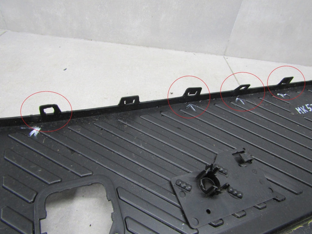Zadnji branik FIAT Abarth 600 600e 24-