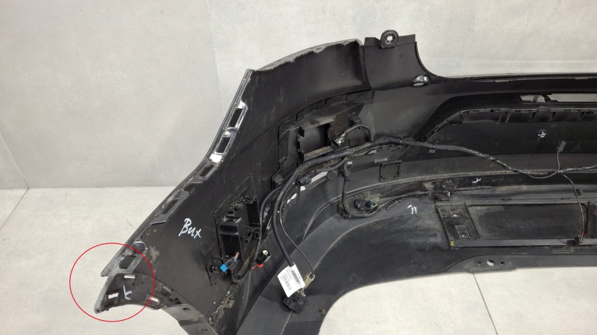 Zadnji branik VOLVO POLESTAR II 2 20-23 / + wiązka