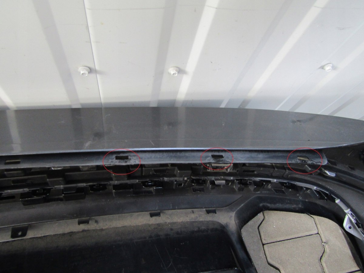 Zadnji branik VW Touareg III 3 R-Line 760 18-