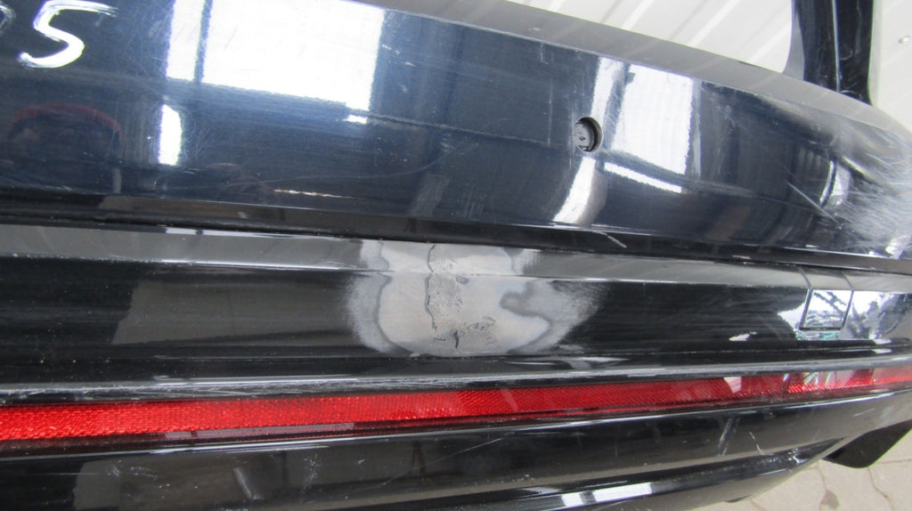 Zadnji branik VW Touareg III R-Line 760 18-/RADARY