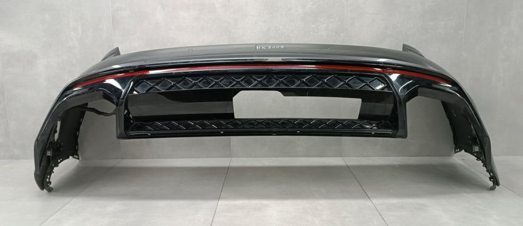 Zadnji branik Volkswagen VW Touareg III 3 760 Lift R-line 23- / radary