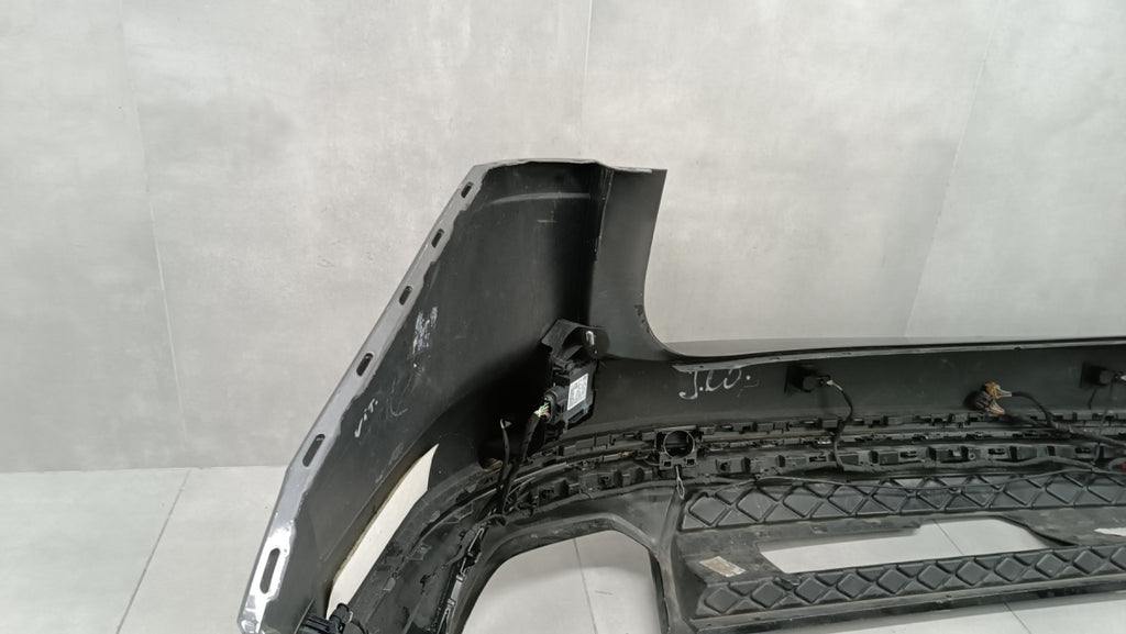 Zadnji branik Volkswagen VW Touareg III 3 760 Lift R-line 23- / radary