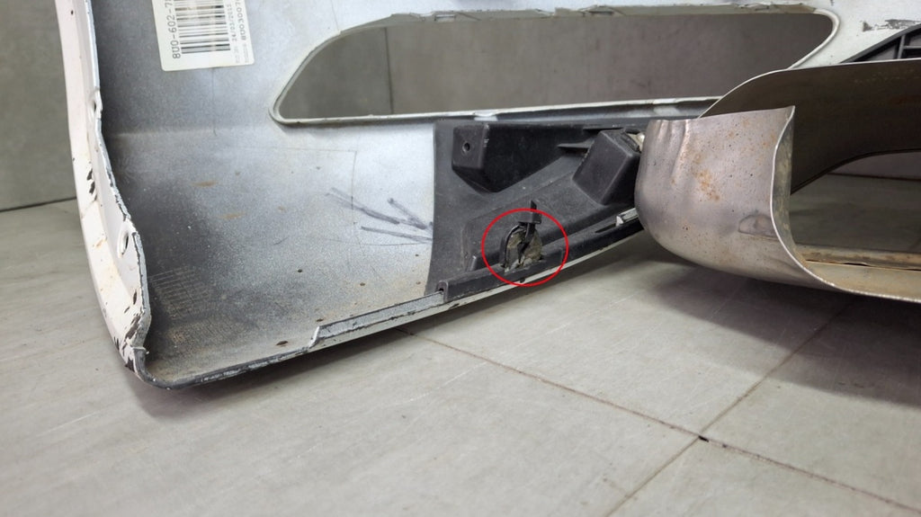 Zadnji branik Volvo XC60 1 I LIFT 13-17 / + wydechy