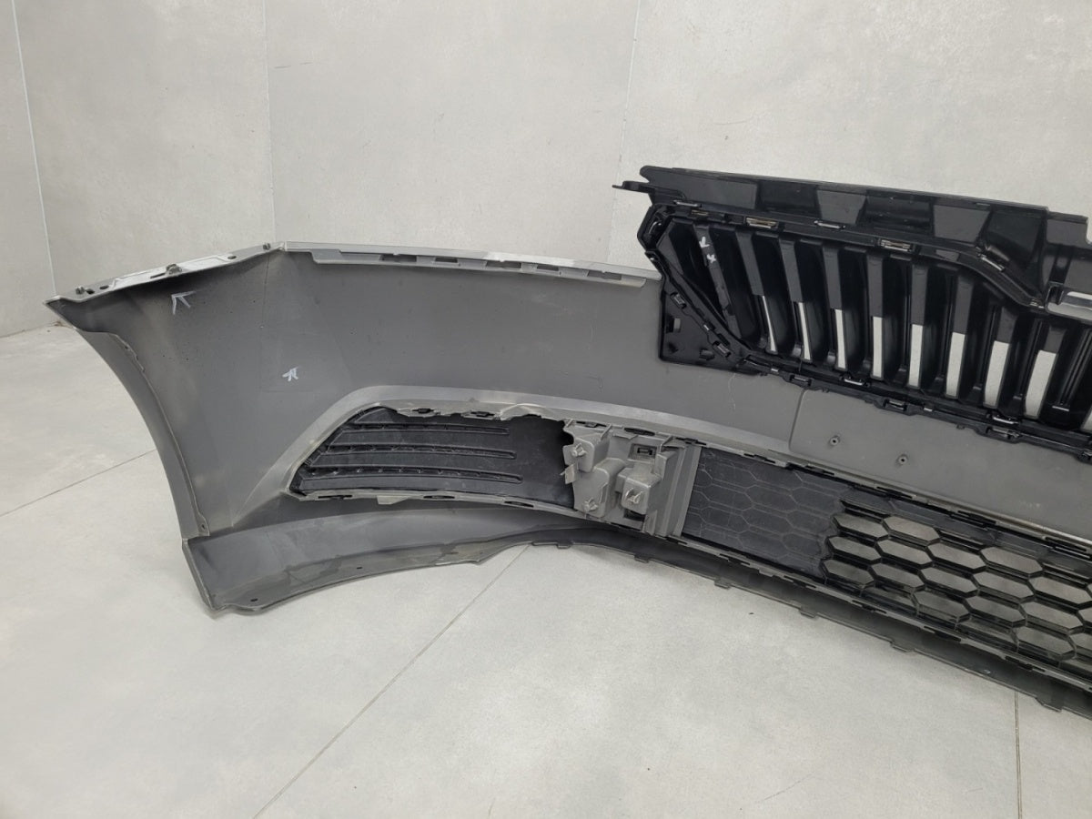 Prednji branik Skoda Fabia 3 III 6V0 Lift 18-21