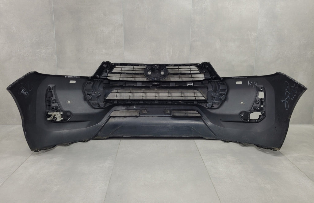Prednji branik Toyota Hilux 8 VIII Lift 9 IX 20-