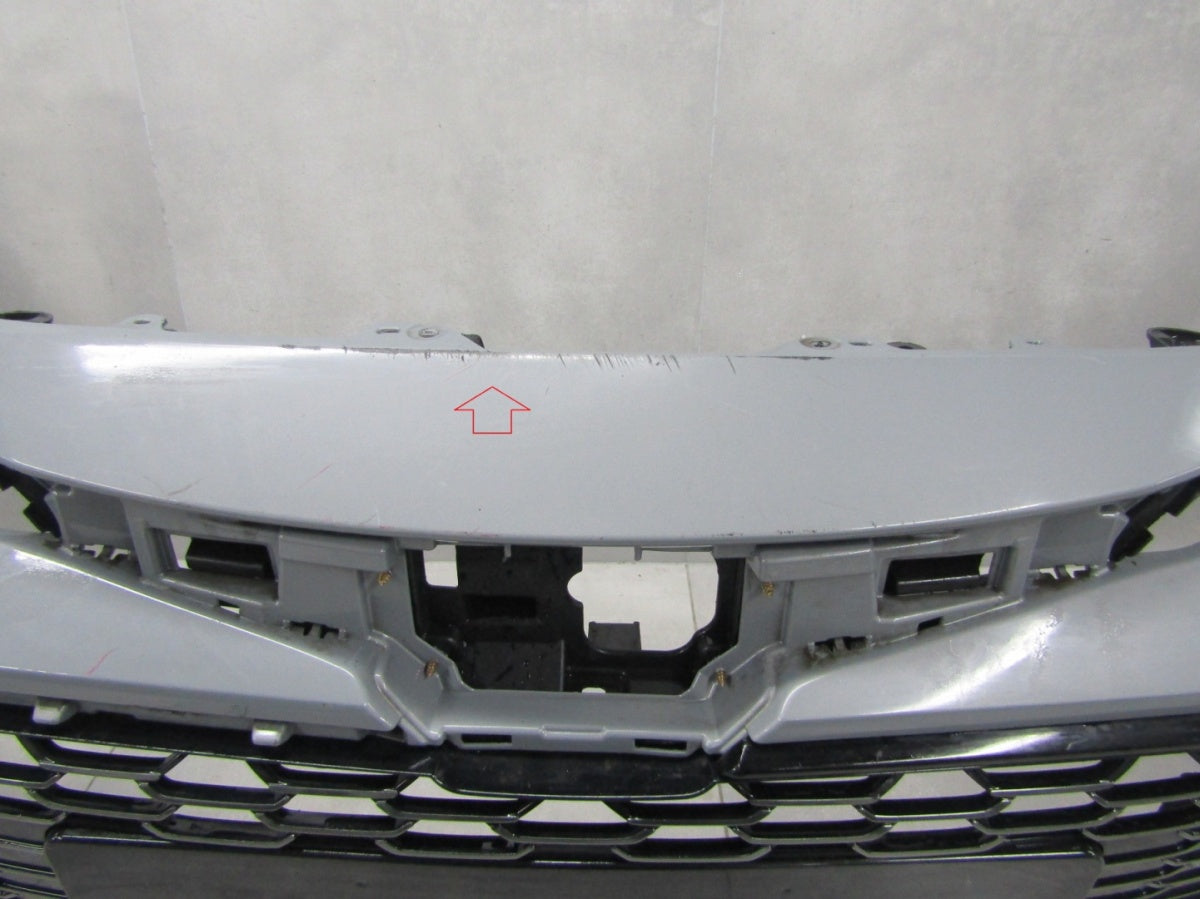 Prednji branik Toyota Corolla XII E210 HB / Kombi GR SPORT 18-