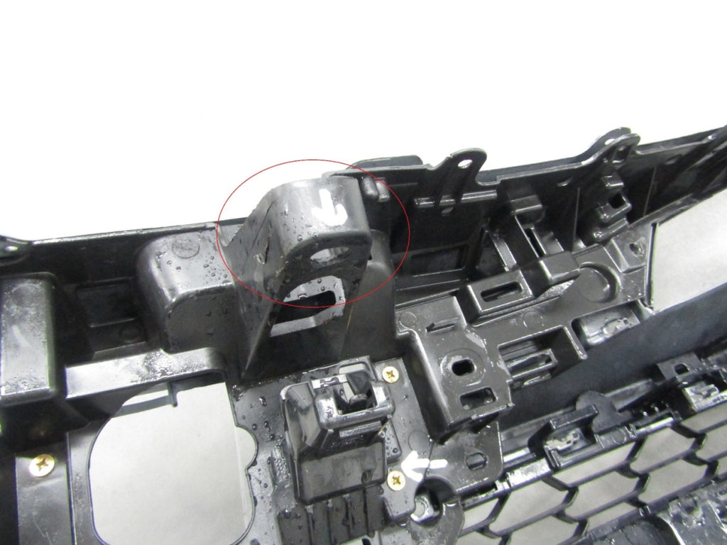 Prednji branik Toyota Corolla XII E210 HB / Kombi GR SPORT 18-