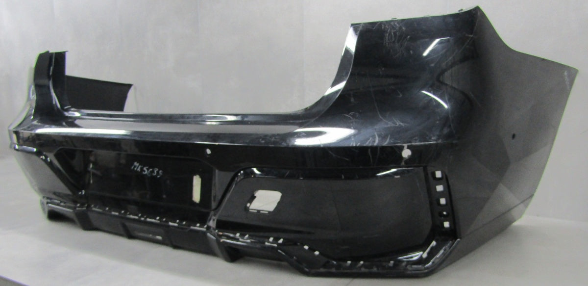 Zadnji branik BMW 7 G70 M paket 2022-