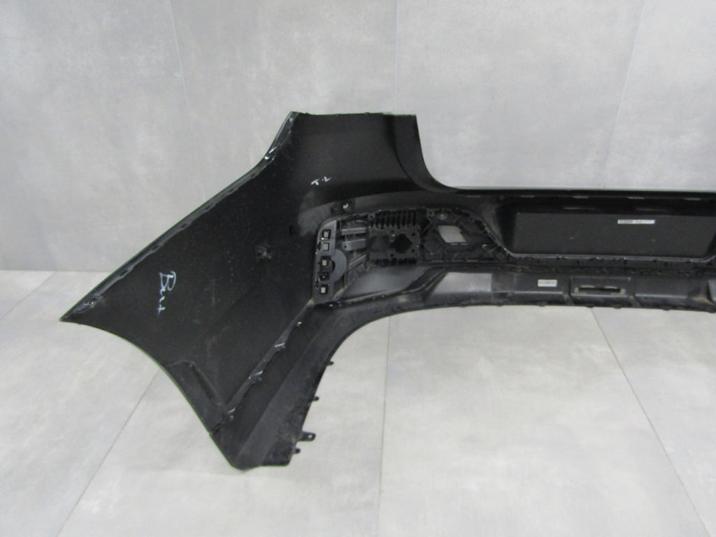 Zadnji branik BMW 7 G70 M paket 2022-