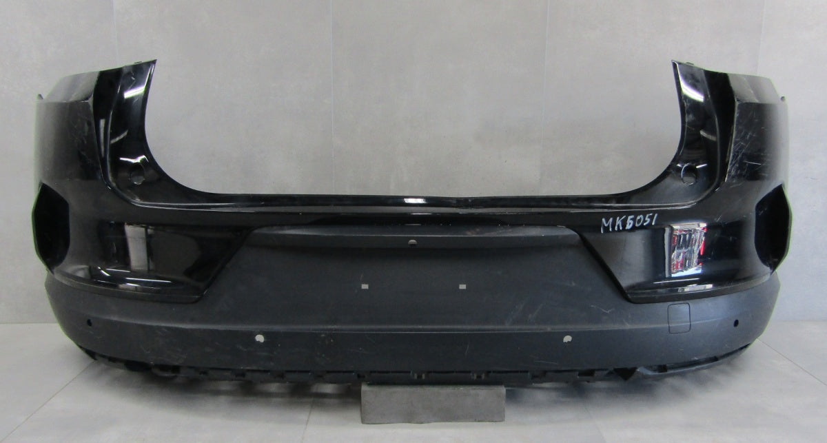Zadnji branik Polestar 4 IV 23-