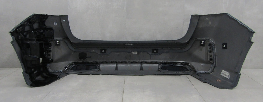 Zadnji branik BMW X1 U11 M-paket 22- / + Ślizg