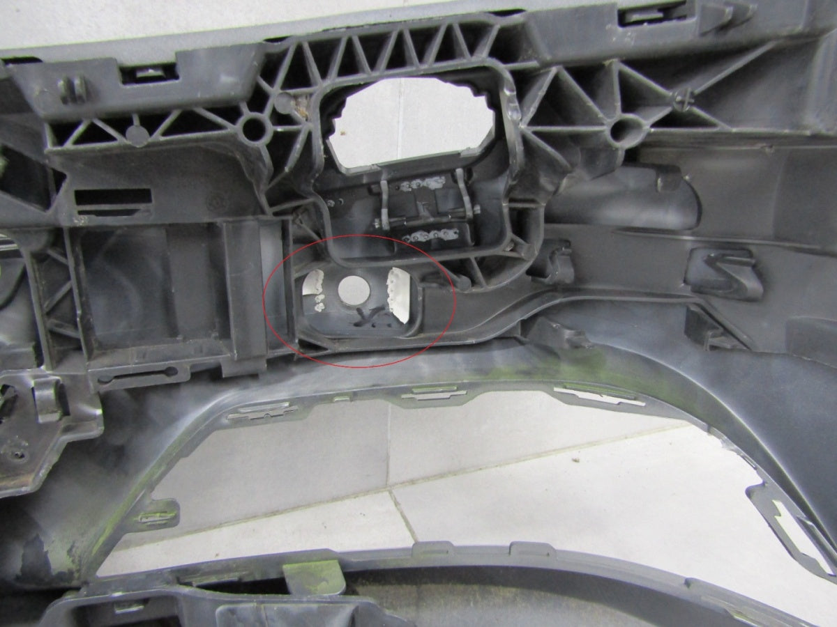 Prednji branik Mercedes C-Klasa W204 204 Lift 11-14