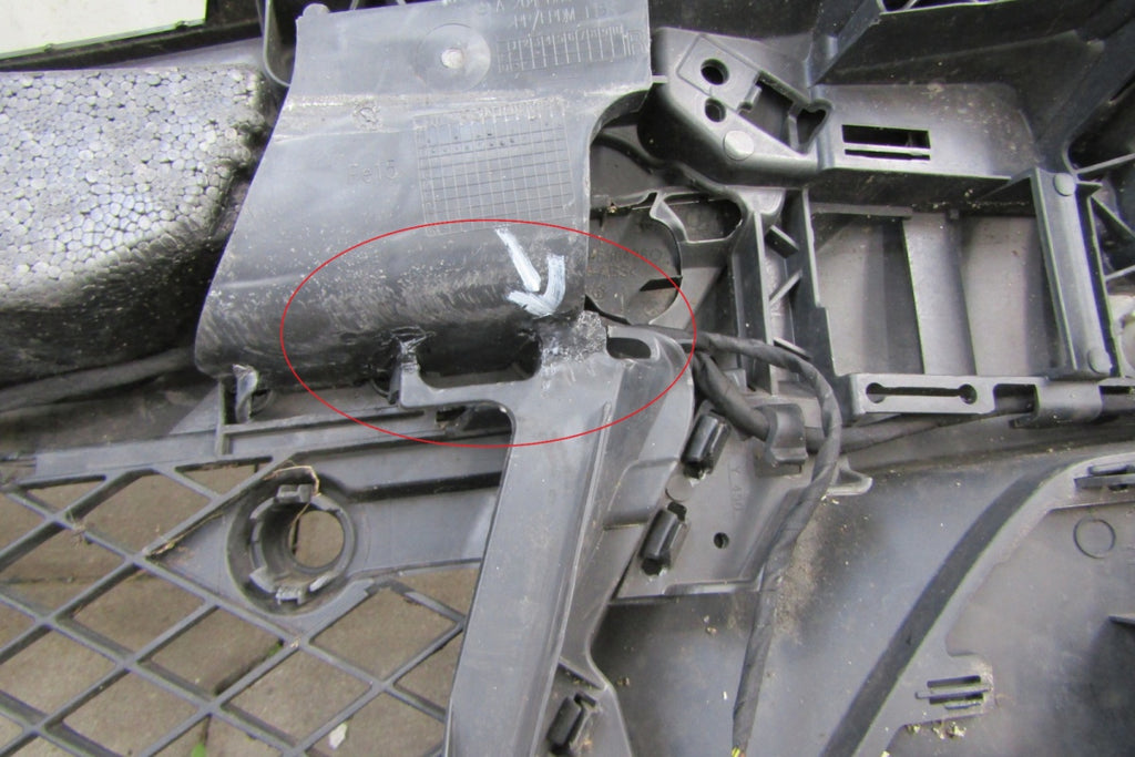 Prednji branik Mercedes C-Klasa W204 LIFT 11-14