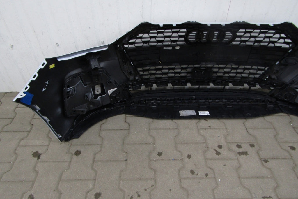 Prednji branik Audi A1 II 82A 18-