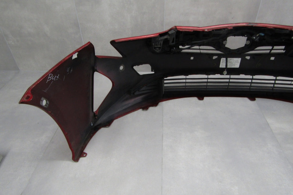 Prednji branik Toyota Prius 4 IV 15-18