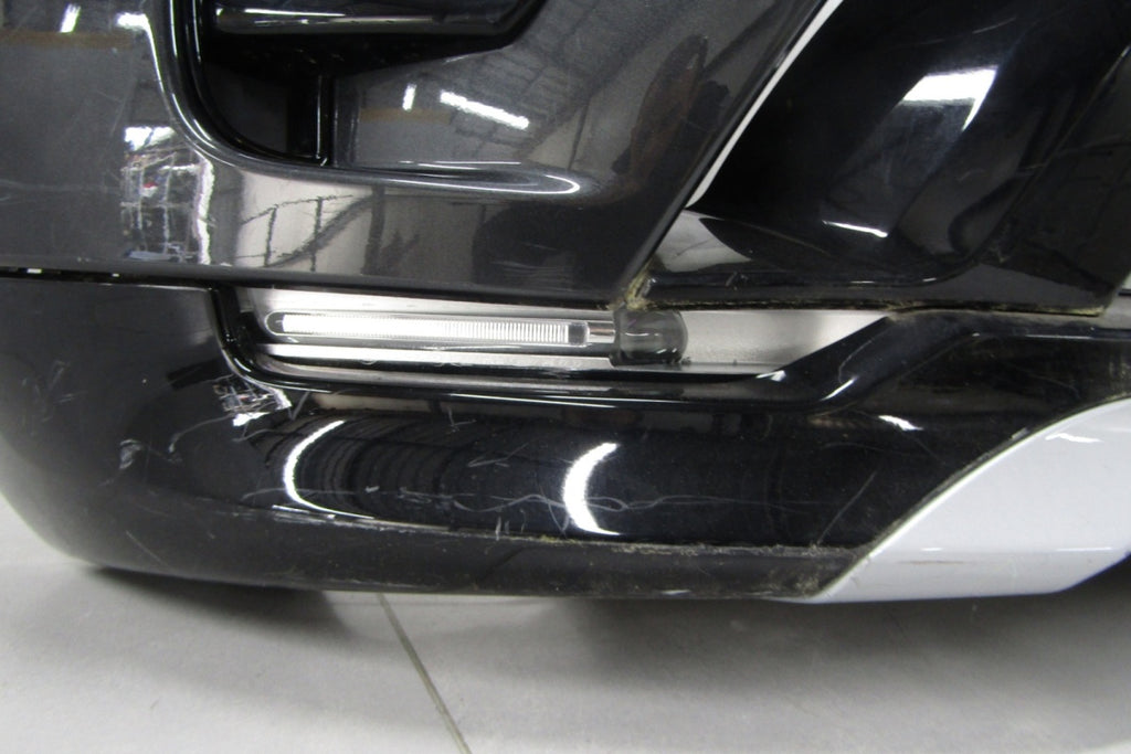 Prednji branik Land Rover Discovery R Dynamic Lift 21-24 (LEDY WIĄZKA))