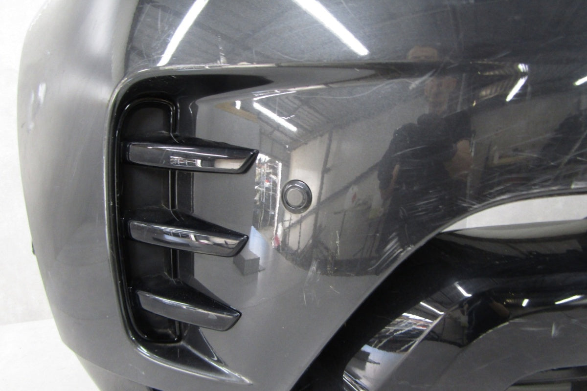 Prednji branik Land Rover Discovery R Dynamic Lift 21-24 (LEDY WIĄZKA))