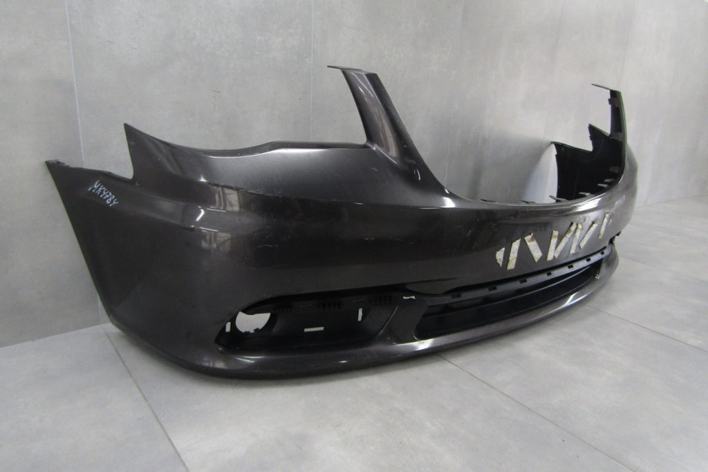 Prednji branik Lancia Chrysler Voyager Town&amp;City 5 V LIFT 11-16