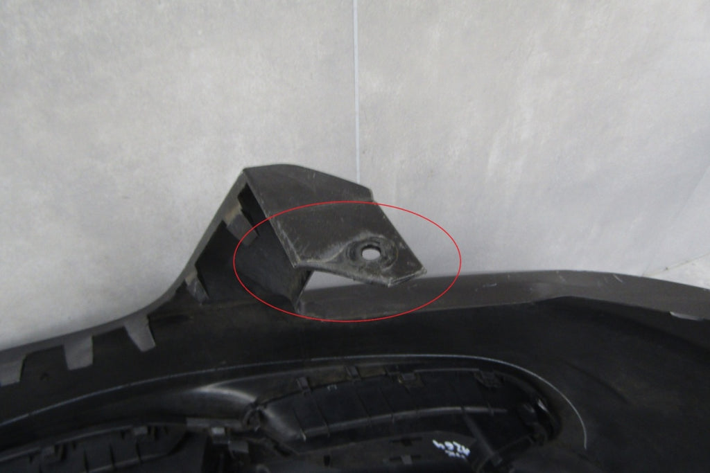 Prednji branik Lancia Chrysler Voyager Town&amp;City 5 V LIFT 11-16