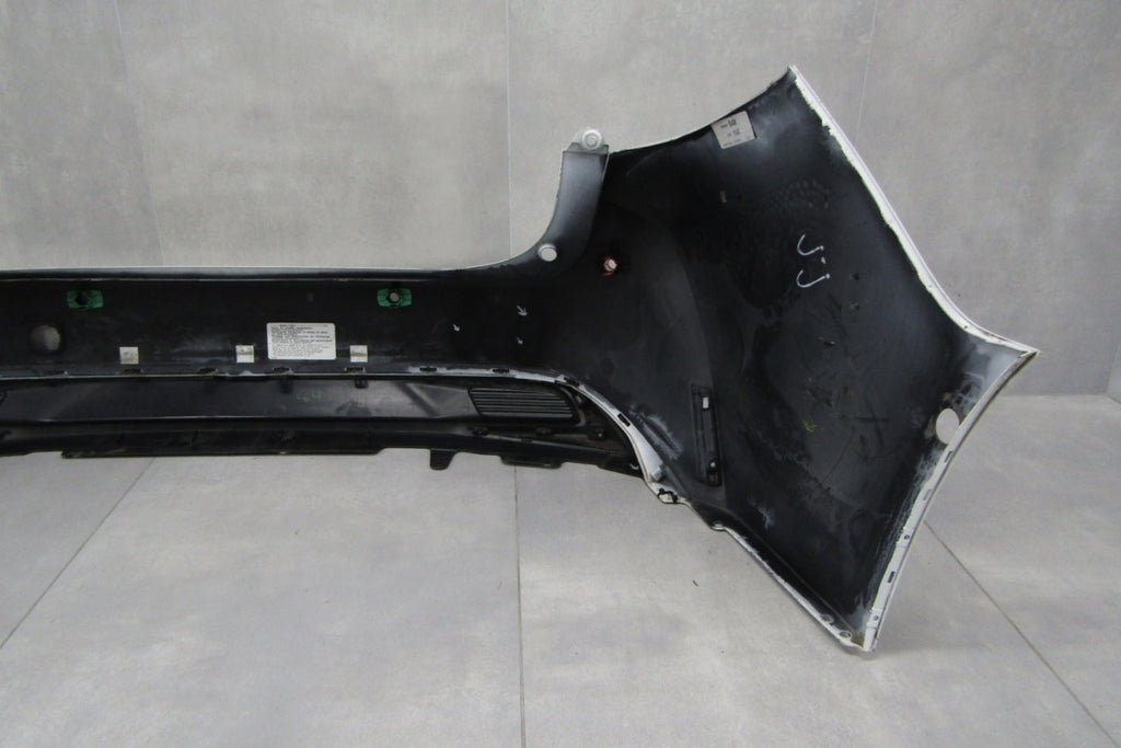 Zadnji branik Corolla 12 XII E21 KOMBI LIFT 23-
