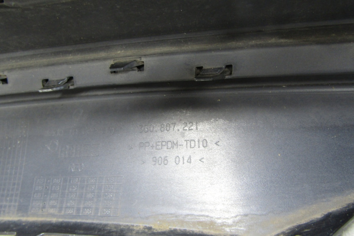 Prednji branik VW Passat B8 3G0 14-19