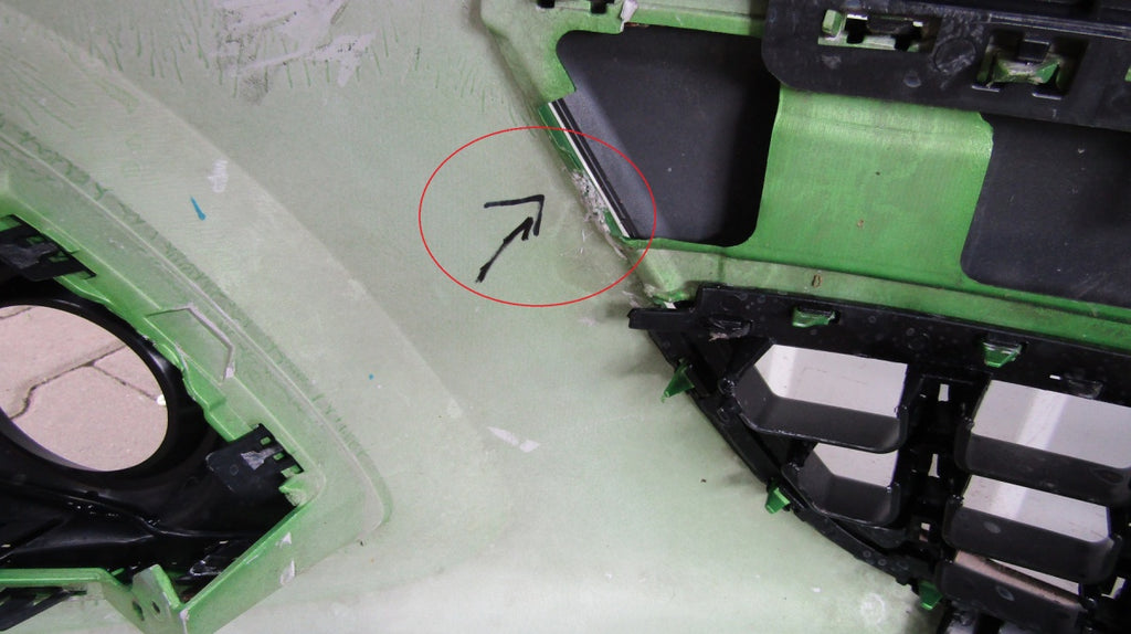 Prednji branik Opel Corsa D Lift 11-14