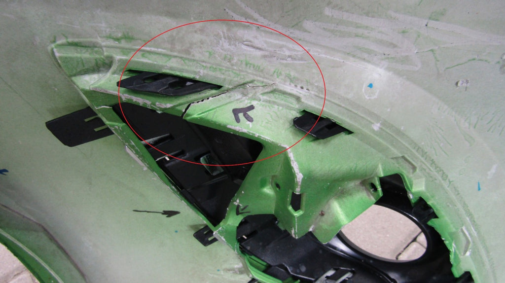 Prednji branik Opel Corsa D Lift 11-14