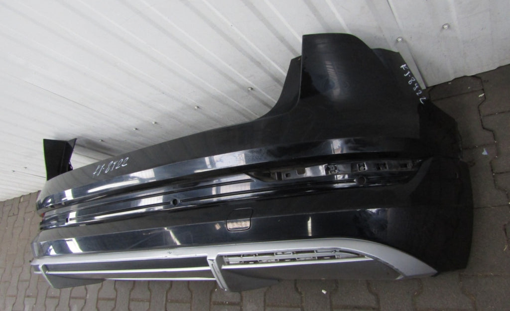 Zadnji branik ny Audi E-Tron 4KE S- Line 18-