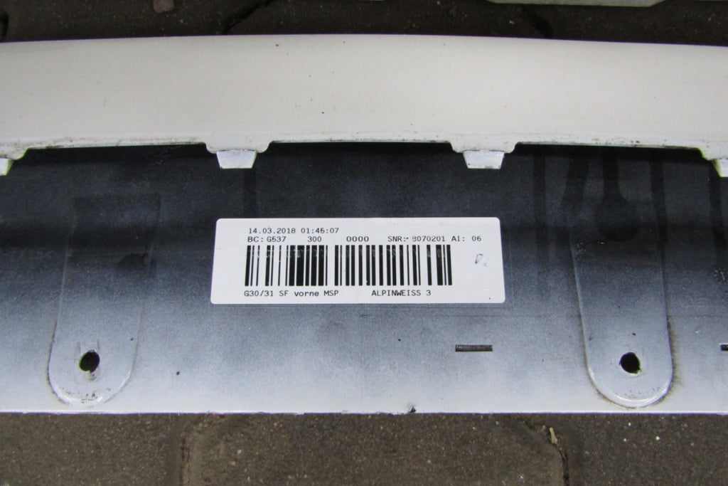 Prednji branik BMW 5 G30 G31 M-paket 17-20