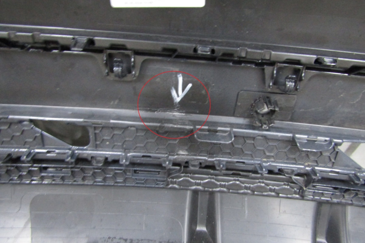 Zadnji branik Audi SQ8 4M8 S-line PDC LIFT 23-