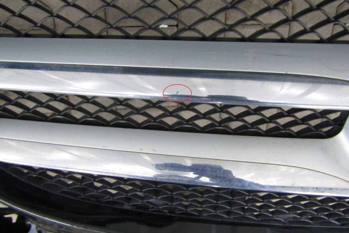 Prednji branik Mercedes C-klasa W205 205 14-18 / Ślizgi