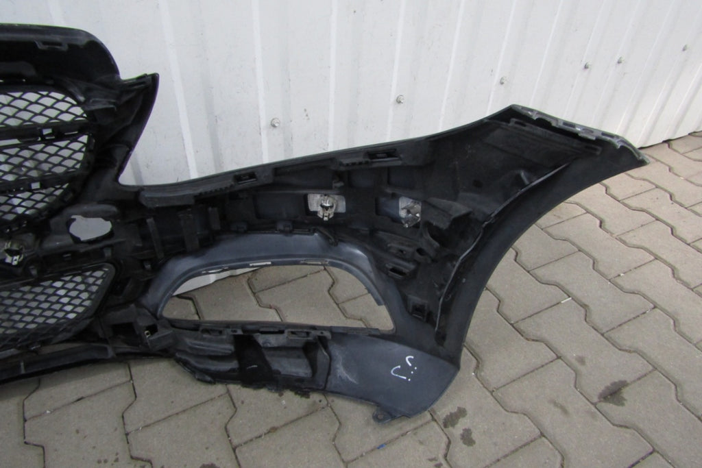 Prednji branik Mercedes C-klasa W205 205 14-18 / Ślizgi