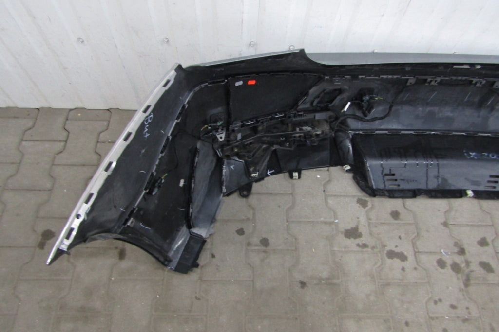 Zadnji branik BMW iX I20 M paket M-paket 21-