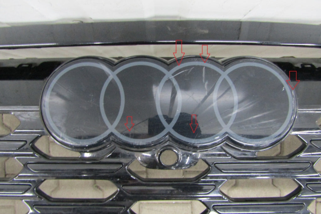 Prednji branik Audi E Tron 4KE Lift 23-
