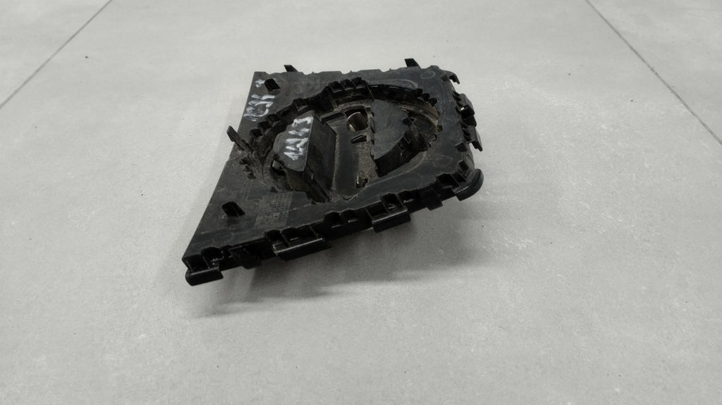 Maska (grill) Znaczek emblemat logo prednja NISSAN QASHQAI I J10 05-09