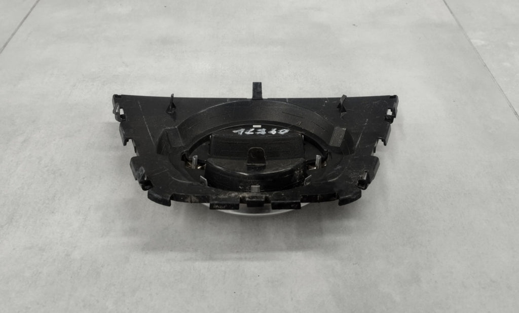 Maska (grill) Znaczek emblemat logo prednja NISSAN QASHQAI I J10 LIFT 09-