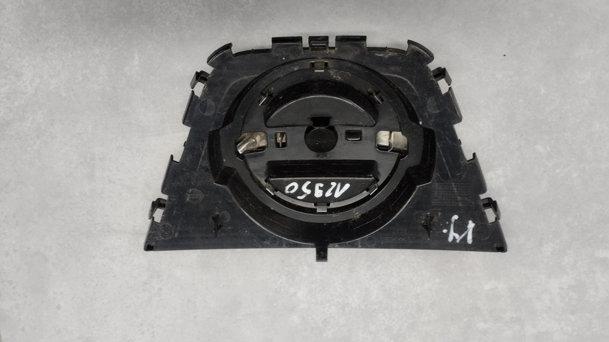 Maska (grill) Znaczek emblemat logo prednja NISSAN QASHQAI I J10 LIFT 09-