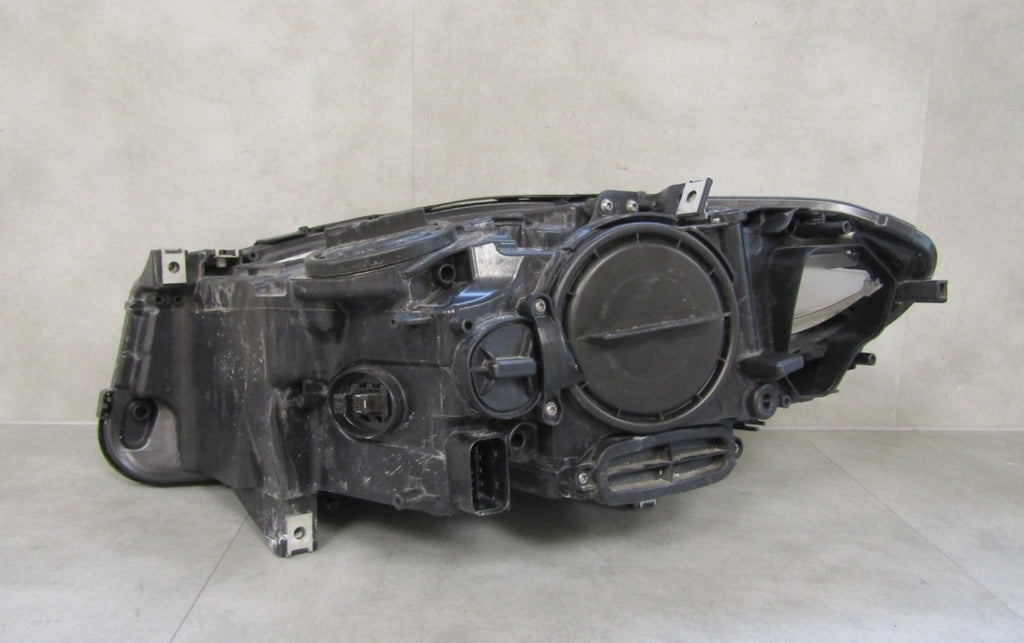 Prednji far BMW 5 F10 F11 xenon zakretni 10-13 RH desni 727190808
